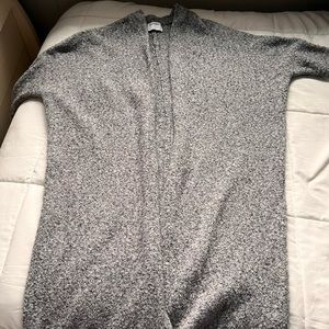 LONG GREY CARDIGAN